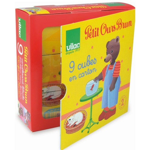 9 cubes en carton petit ours brun